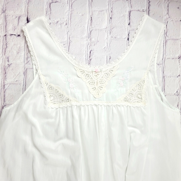 Vintage 1960s Vanity Fair Sz Lg Lace Embellished Penoir Set Chemise Crea… - Picture 6 of 10